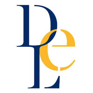 Logo de la DLE. Aparecen las tres letras. D y L están en azul y la E en amarillo.